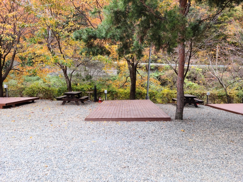 갤러리-동산계곡펜션 오토캠핑장