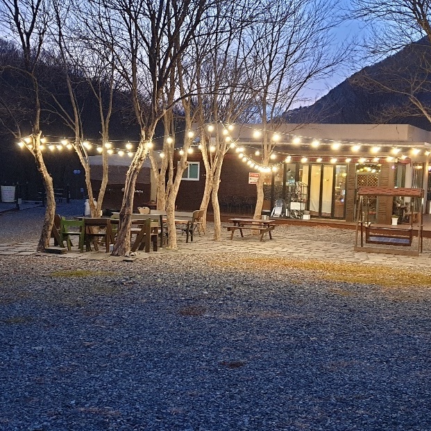 운문골 카페의 겨울-청도 운문골 카페 & 캠핑장