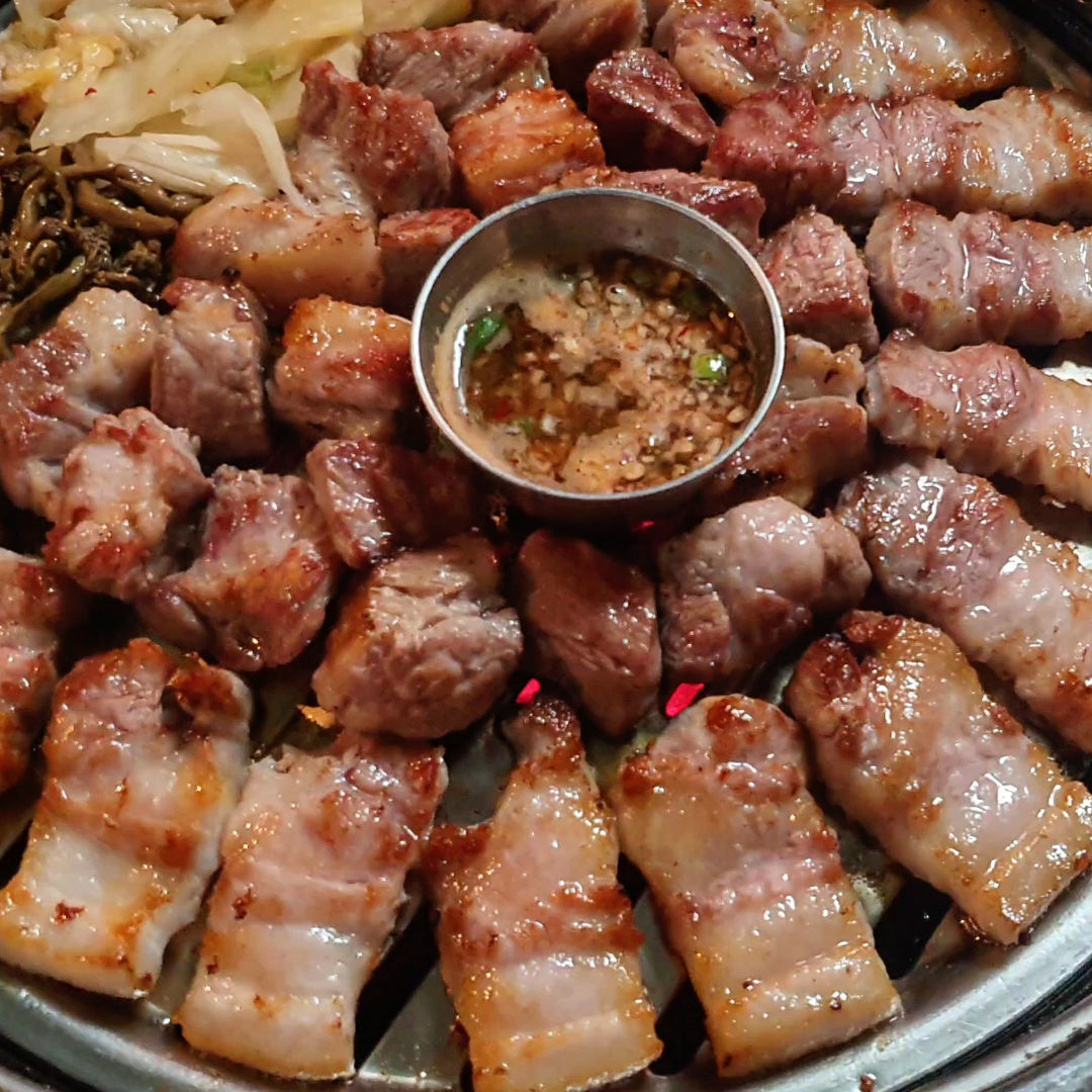 메뉴-삼굽살 영도점