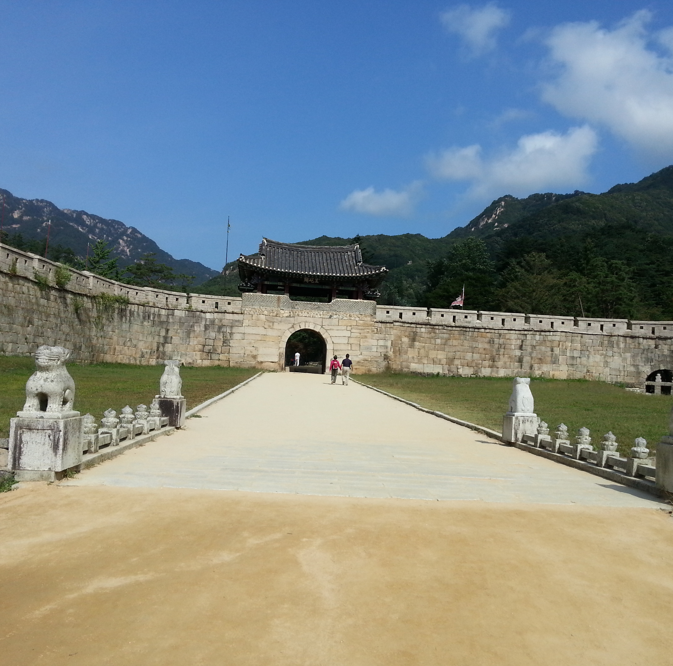 闻庆鸟岭-完美國際旅行社 모두트래블