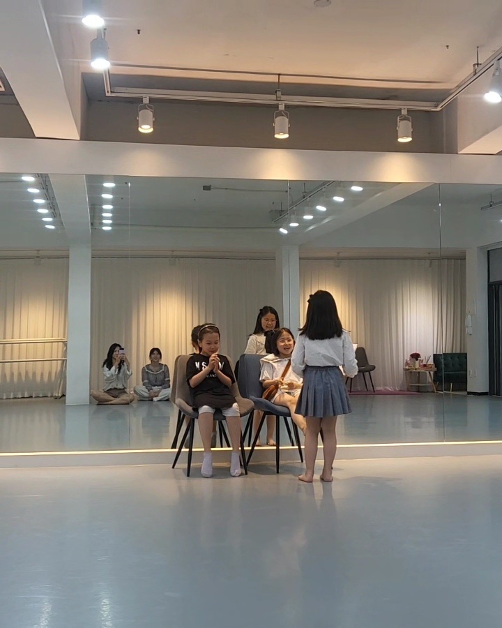 Ɓ. Kids sketch-몸그리다 키즈뮤지컬