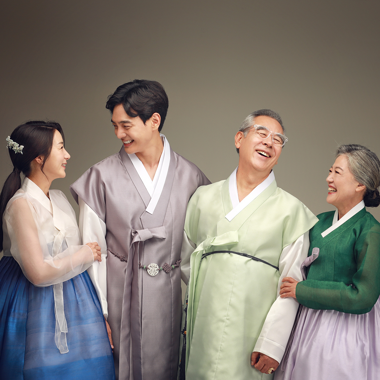 갤러리-조아패밀리 홍대점